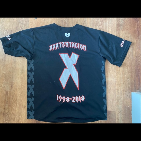 Size medium XXXTENTACION jersey #XXXTENTACION - Picture 1 of 3